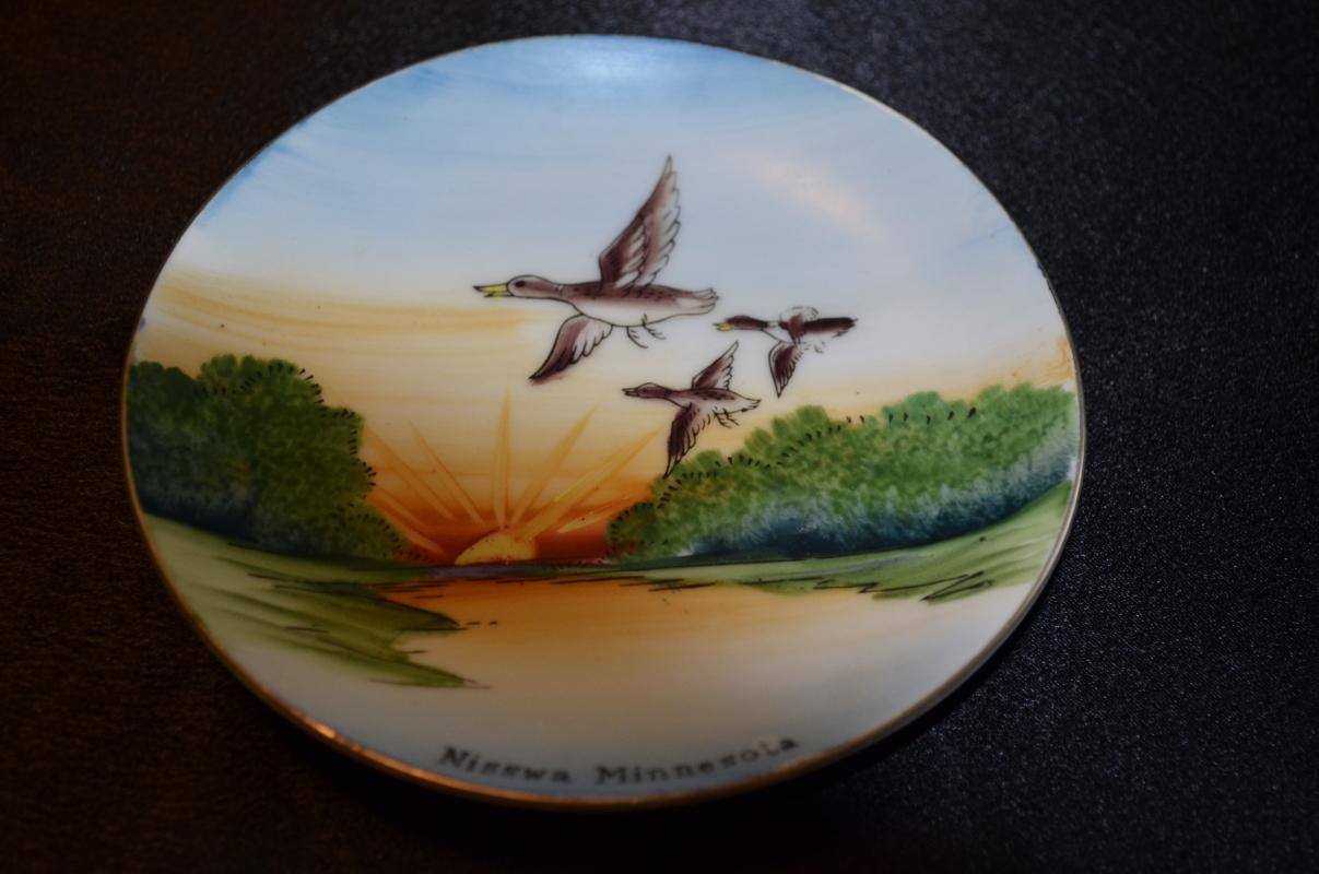 Souvenir Plate Nisswa Minnesota