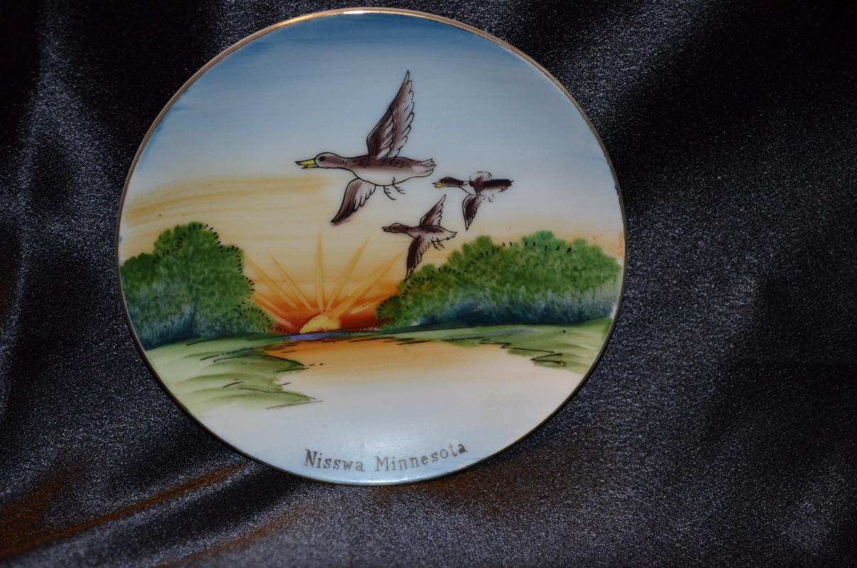Souvenir Plate Nisswa Minnesota