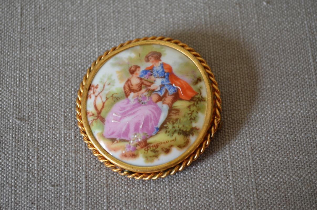 Vintage Limoges Porcelain Brooch Fragonard