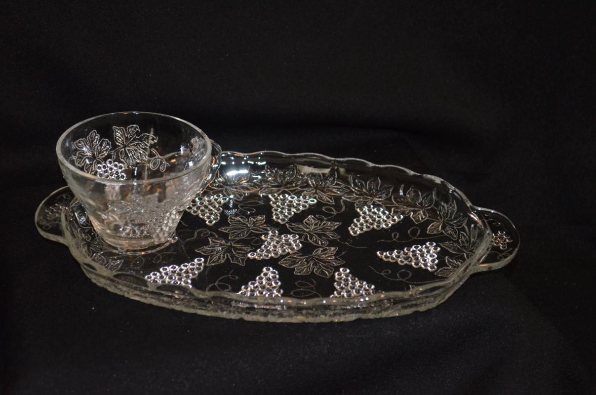 Anchor Hocking Vintage Clear Snack Set