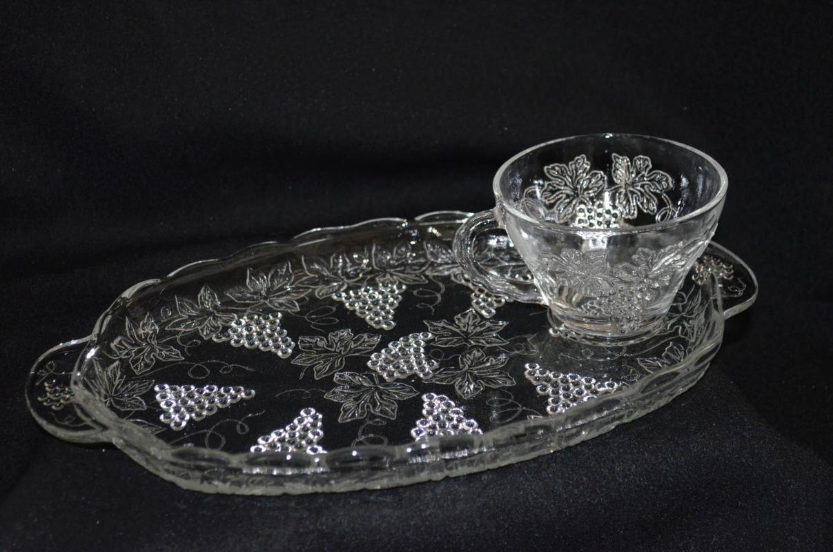 Anchor Hocking Vintage Clear Snack Set