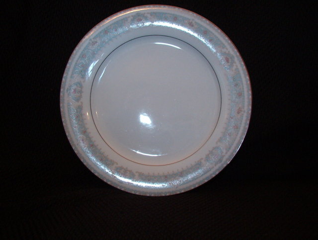 Noritake China Cornwall Dinner Plate