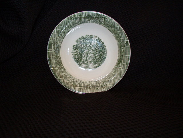 Royal (USA) Fruit bowl
