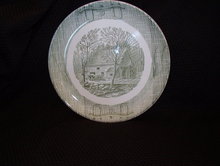 Royal (USA) Luncheon Plate
