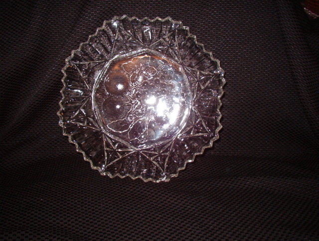 Federal Glass Pioneer Crimped Round Bowl