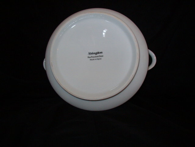 Japan China Abingdon Round Covered Vegetable