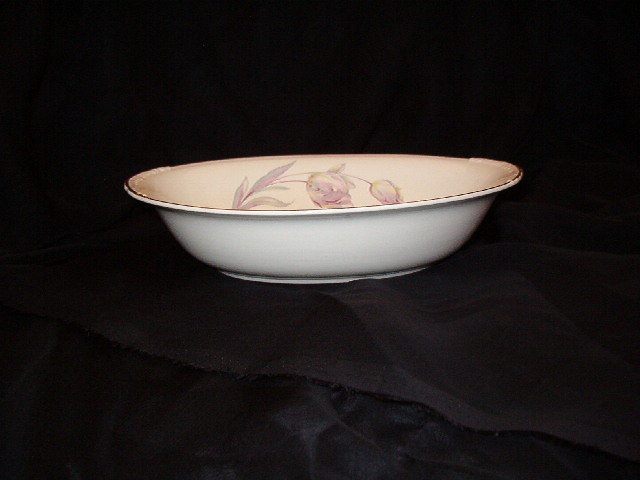 Homer Laughlin Tulip Eggshell Nautilus Oval Vegetable Bowl
