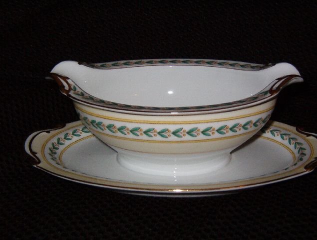 Noritake China Malibu Gravy Boat w/attached underplate