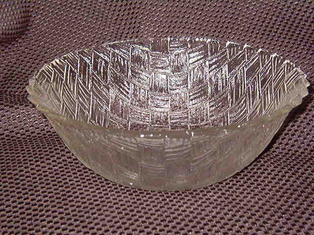 Indiana Glass Weavetex Clear Bowl