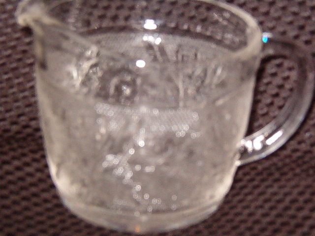 Anchor Hocking Sandwich Creamer