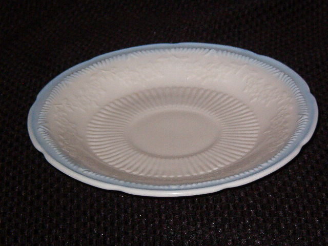 Anchor Hocking Alice Ivory (Blue Trim) Saucer