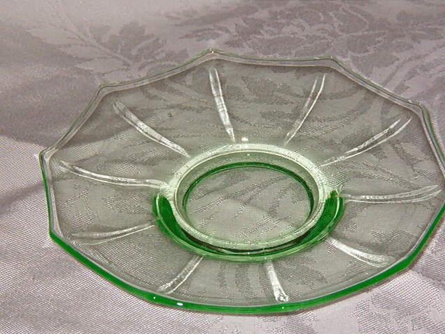 Cambridge Decagon Green Saucer