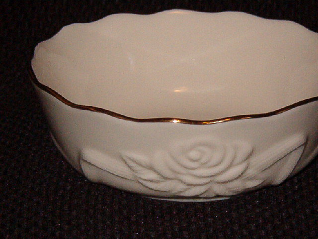 Lenox Rosebud Collection Cereal Bowl