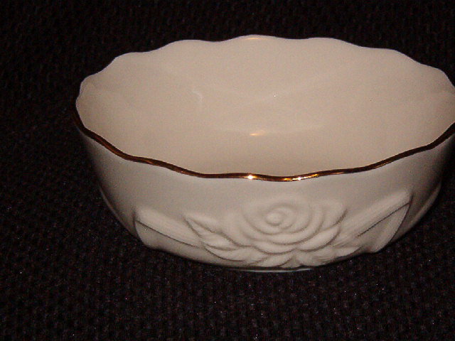 Lenox Rosebud Collection Cereal Bowl