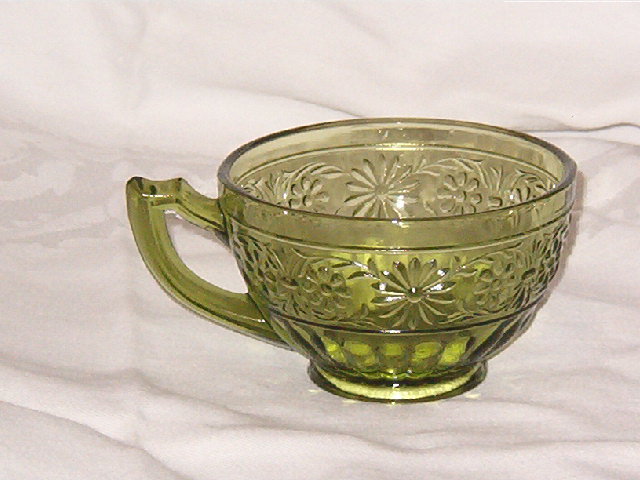 Indiana Glass Daisy Cup