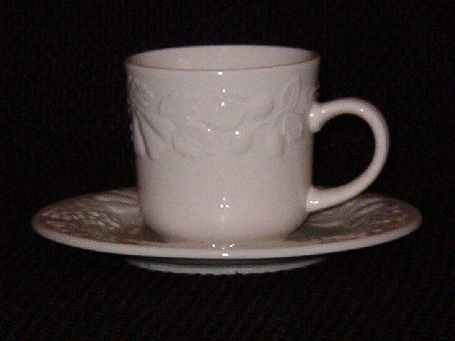Gibson Designs Fruit Cup & Saucer