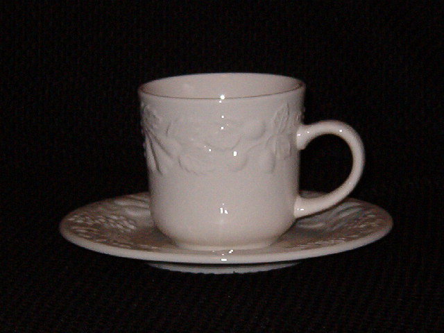 Gibson Designs Fruit Cup & Saucer