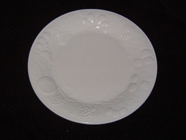 Gibson Designs Fruit Salad Plate