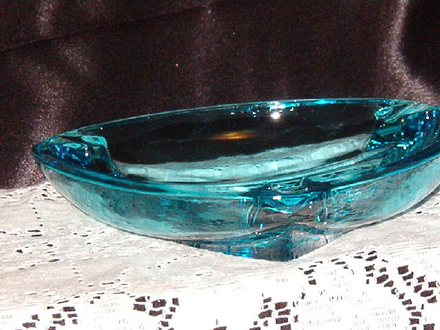 Hazel Atlas Capri Colonial Triangle Ashtray