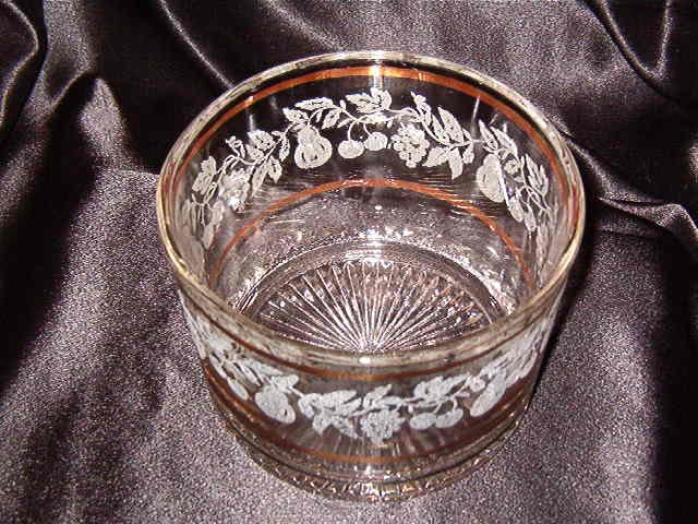 Bartlet Collins Golden Fruit Ice Bucket