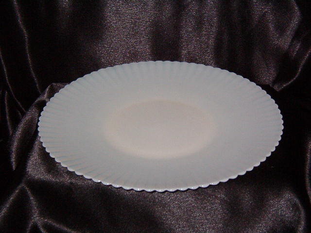 MacBeth Evans Petalware Cremax Beige Cake Plate