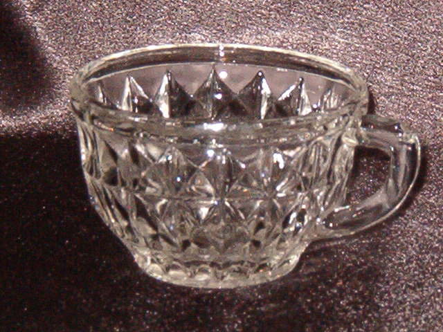 Jeannette Glass Windsor Cup
