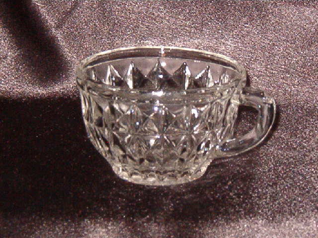 Jeannette Glass Windsor Cup