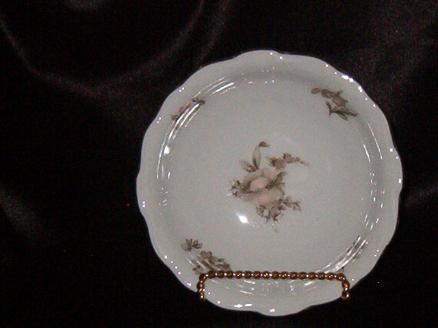 Johann Haviland Sepia Rose Fruit Bowl