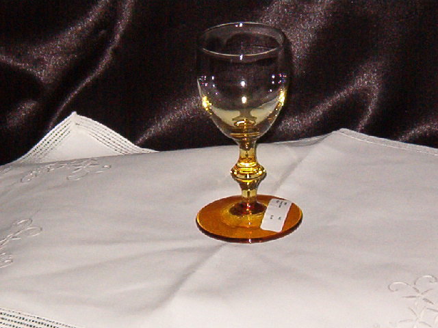 Libbey Rock Sharpe Forever Amber Wine