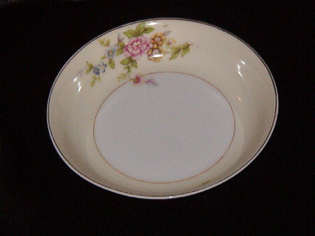 W H Japan Wishbone & Horseshoe Berry Bowl