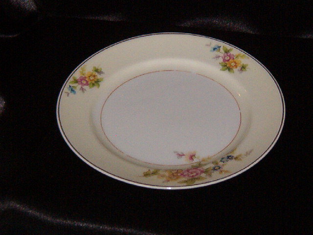W H Japan Wishbone & Horseshoe Dessert Plate