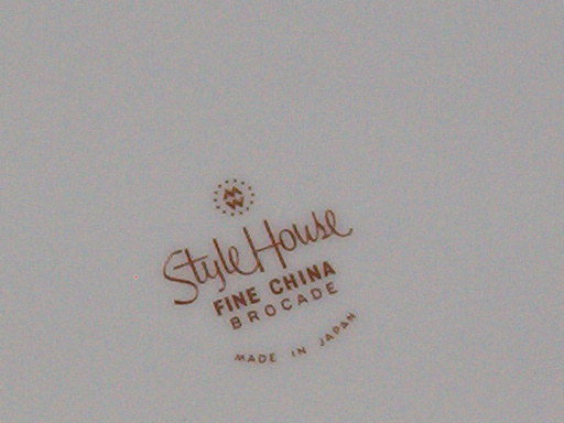 Style House Brocade Dinner Plate