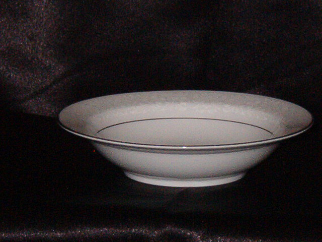 Style House Brocade Rimmed Fruit Bowl