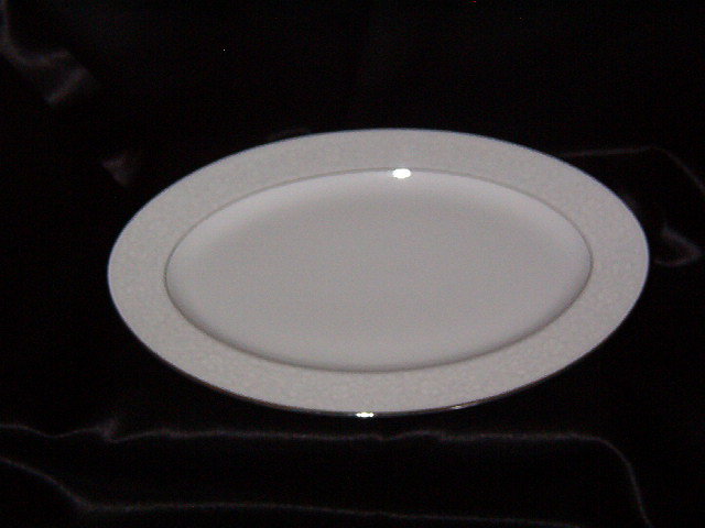Style House Brocade Oval Serving Platter