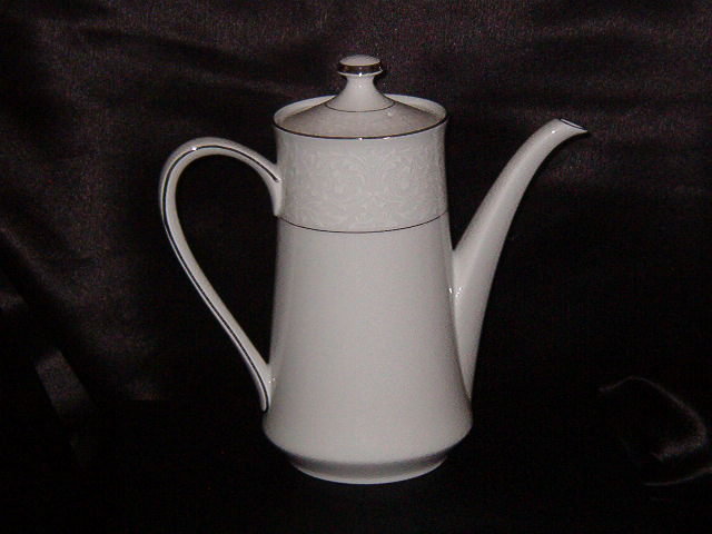 Style House Brocade Coffee Pot w/Lid