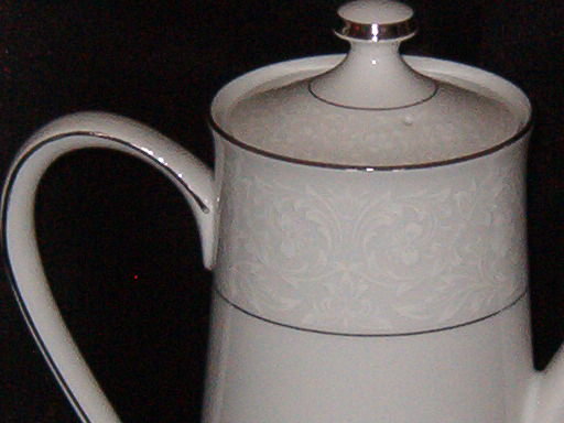 Style House Brocade Coffee Pot w/Lid