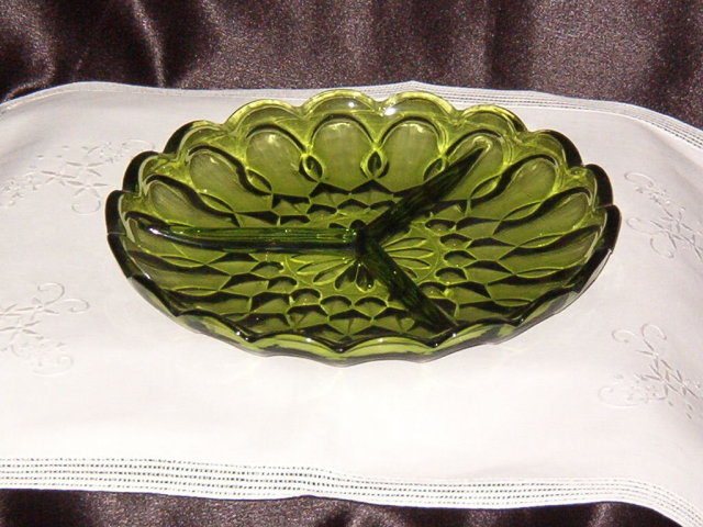 Anchor Hocking Fairfield Divided Relish Dish