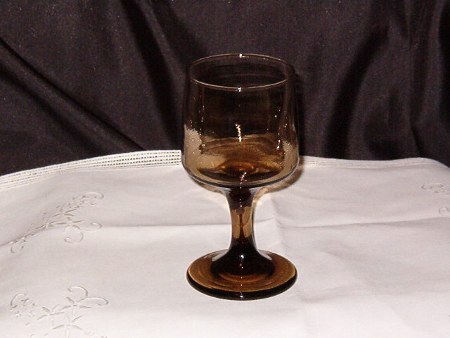 Libbey/Rock Sharpe Tawny Accent Wine Glass