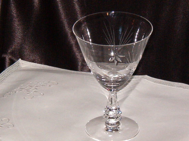 Crystal Star Etched Stemware Water Goblet