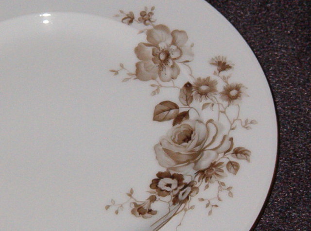 Johann Haviland Twilight Rose Dinner Plate