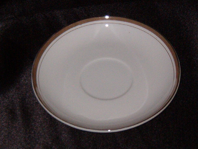 Royalton Golden Elegance Saucer