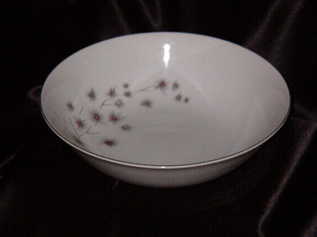 Creative Platinum Star Burst Round Vegetable Bowl