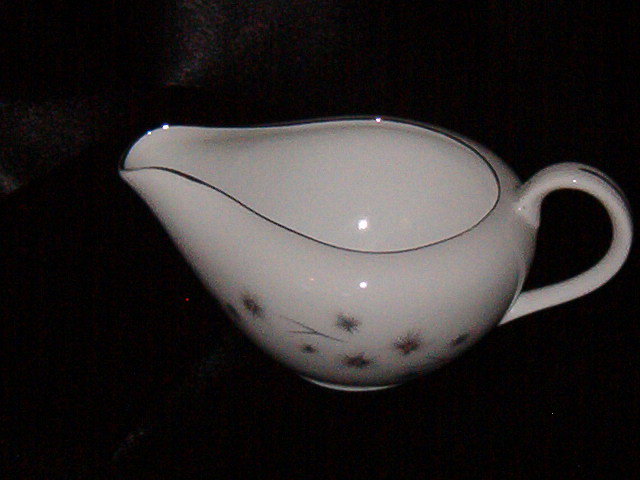 Creative Platinum Star Burst Creamer