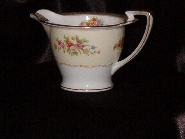 Noritake China N50 Creamer