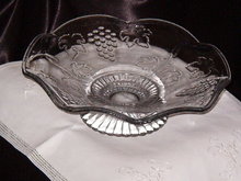 EAPG Grape w/Vine Bowl