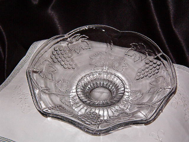 EAPG Grape w/Vine Bowl