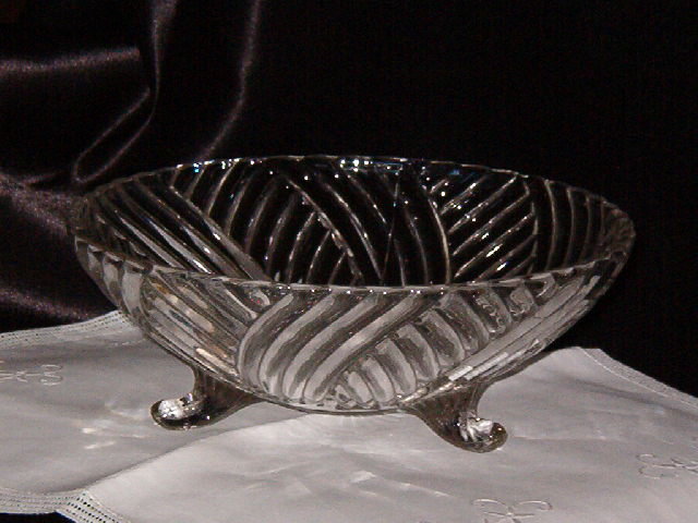 Anchor Hocking Prismatic Line Footed Bowl
