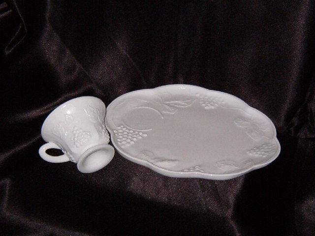 Colony Harvest Milk Glass Snack Tray w/Cup
