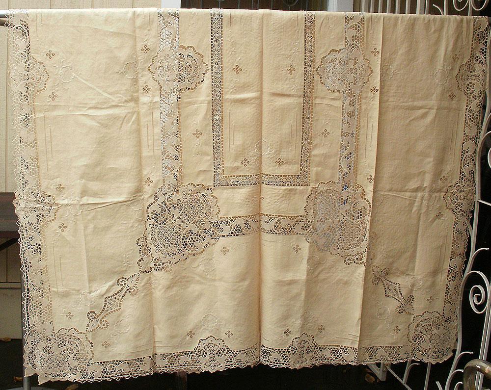 Embroidered Chinese Banquet 68