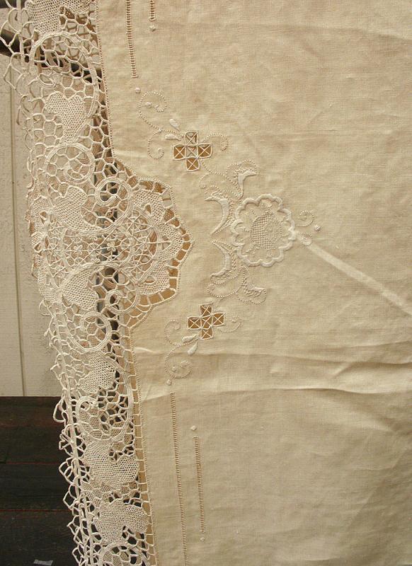 Embroidered Chinese Banquet 68